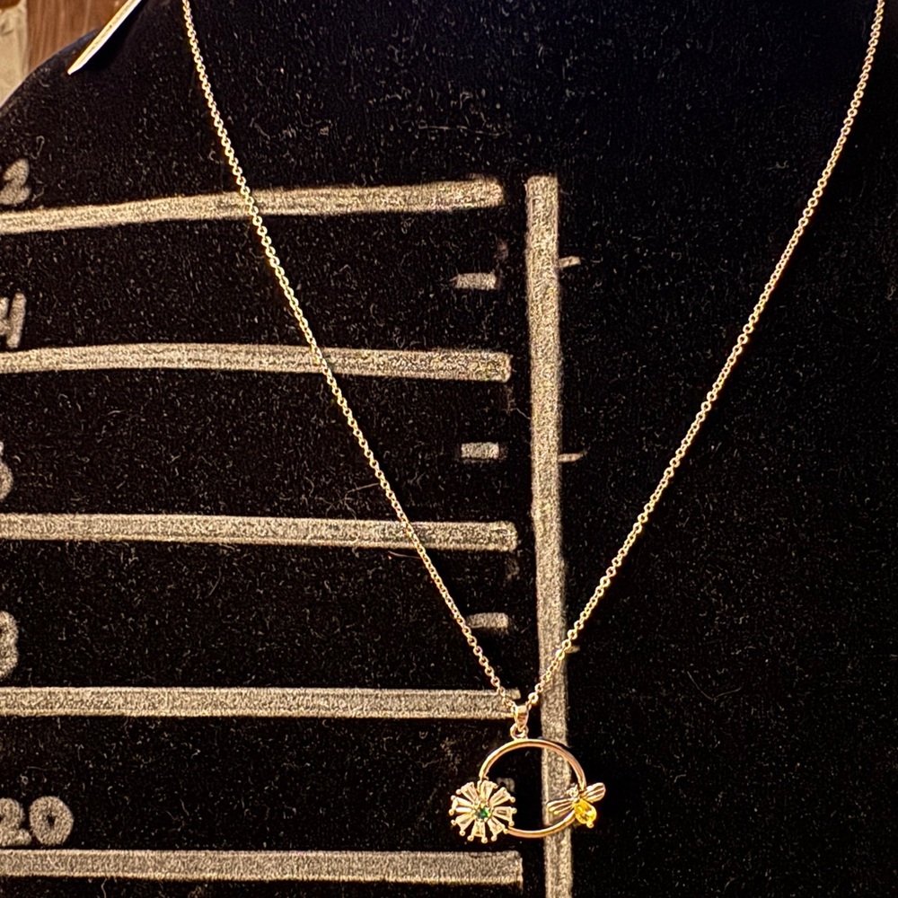 Park Lane Silver Floral & Bee Pendant Necklace with Yellow  Green Stones - Picture 3 of 3